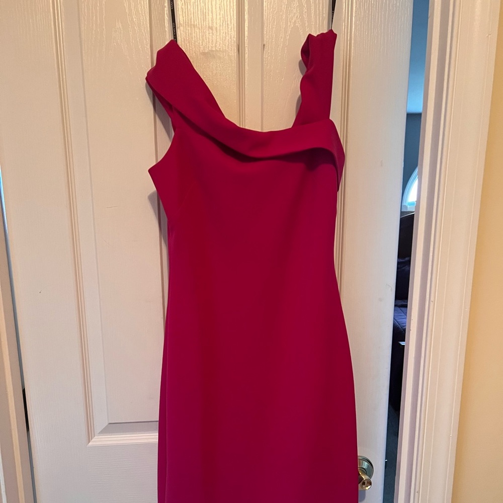 Grooms mom cocktail dress. Deep pink. One side off shoulder. Never worn.
